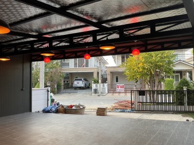 โรงจอดรถ เดอะลิฟวิ่ง 3ซอยวัดลาดปลาดุก