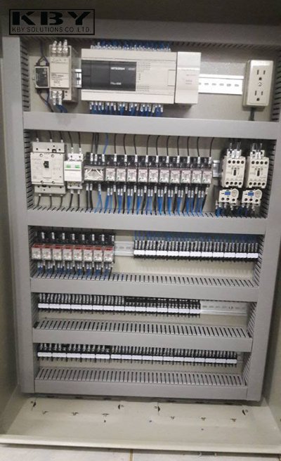 ติดตั้งตู้คอนโทล