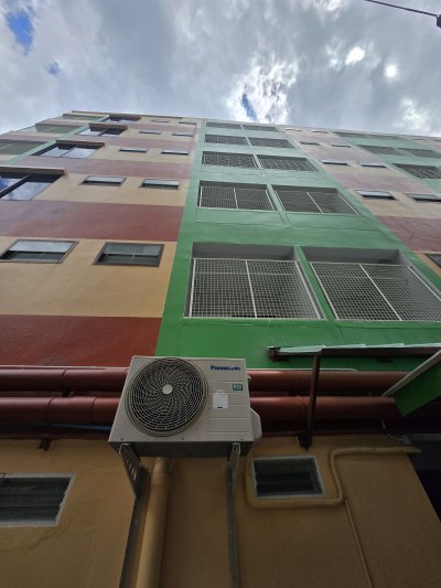 ด้านข้างอาคาร