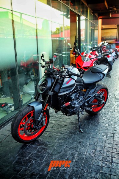 m937_ducabike_line_cooler_evotech_กันล้ม_ohlins_กันสะบัด_motogadget_spy_กระจก