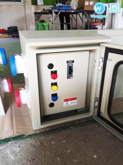 ตู้ควบคุมไฟฟ้าหลัก (MDB)-Motor & Power Plug Control Panel