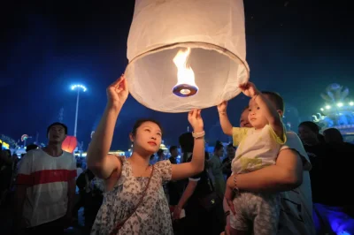 ภาพบรรยากาศ เทศกาลสาดน้ำ เมืองสิบสองปันนา