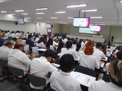 คณะเกษตรศาสตร์และทรัพยากรธรรมชาติ จัดโครงการ " อบรมทักษะการใช้เครื่องมือและการเตรียมสารเคมีในห้องปฏิบัติการ ให้แก่นิสิตทุกสาขาวิชา ชั้นปีที่ 2 "