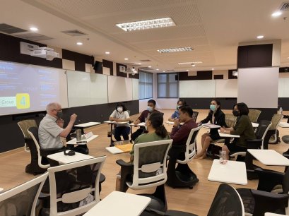 คณะเกษตรศาสตร์และทรัพยากรธรรมชาติ มหาวิทยาลัยพะเยา เข้าร่วมโครงการ " Writing Techniques For Academic Research สำหรับบุคลากรสายวิชาการ " วิทยากรโดย Professor Timothy E. O'Brien, Ph.D.