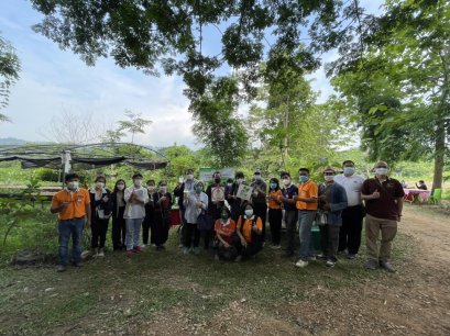 คณะเกษตรศาสตร์และทรัพยากรธรรมชาติ มหาวิทยาลัยพะเยา ลงพื้นที่ติดตามโครงการวิจัยชุมชนนวัตกรรมระยะ 9 เดือน (การพัฒนาเครือข่ายสมาพันธ์เกษตรกรรมยั่งยืน จ.พะเยา)