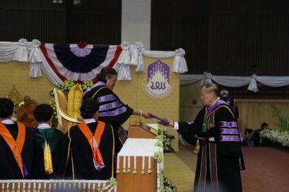 ขอแสดงความยินดีกับ ดร.สุเมธ ตันติเวชกุล 