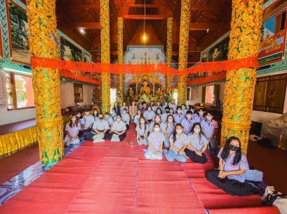 ถวายเทียนพรรษาในเทศกาลเข้าพรรษาแด่พระภิกษุสงฆ์ โดยคณะเกษตรศาสตร์และทรัพยากรธรรมชาติ ม.พะเยา