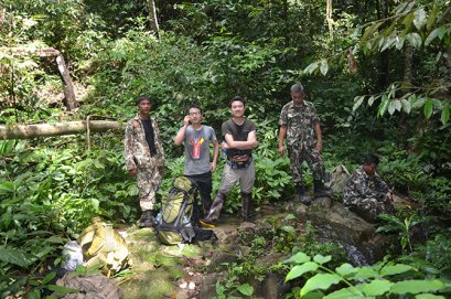 ตื่นเต้น ว่าที่ร้อยตรี ดร.ฉัตรมงคล สุวรรณภูมิ มหาวิทยาลัยพะเยา ค้นพบกบสายพันธุ์ใหม่ของโลก