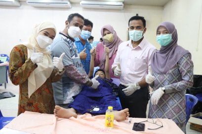 โครงการขลิบหนังหุ้มปลายอวัยวะเพศชาย (เข้าสุนัตหมู่)