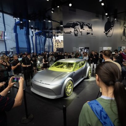 Hyundai “Concept THREE” 