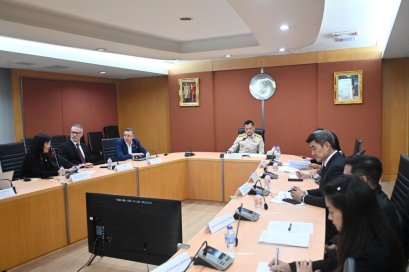 ผู้บริหาร เมอร์เซเดส-เบนซ์ เข้าพบ รมว.อุตสาหกรรม ร่วมหารือนโยบายหนุนผู้ประกอบการยานยนต์ไทย