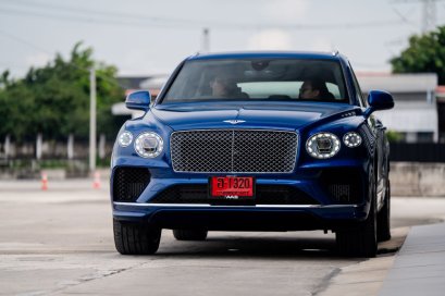 ภาพความประทับใจของ Luxury Bentayga Hybrid ปี 2025 ในกิจกรรม Drive Beyond