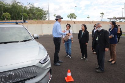 อว.ทดสอบระบบรถยนต์อัตโนมัติในทางตรง