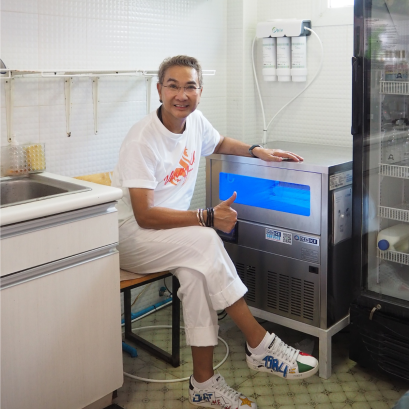 ไก่ วรายุฑ รีวิวเครื่องทำน้ำแข็ง เจ็นไอซ์