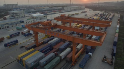 จีนเปิดตัวเส้นทางรถไฟขนส่งสายใหม่ไปลอนดอน