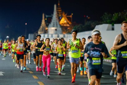 ประสบความสำเร็จเกินคาด! นักวิ่งกว่า 1.1 หมื่นคนจาก 30 ประเทศทั่วโลก ตบเท้าร่วมวิ่ง Awaken Bangkok Midnight Marathon 2025 จัดอย่างใหญ่ส่งท้ายปี