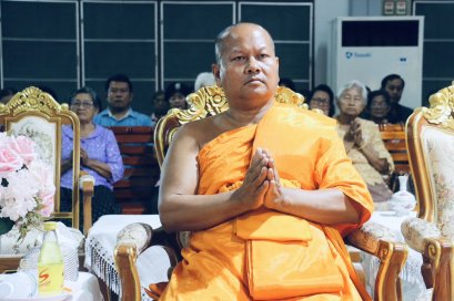 สมุทรปราการ : วัดบัวโรยทำพิธีเจริญพระพุทธมนต์ ฉลององค์กฐินสามัคคี