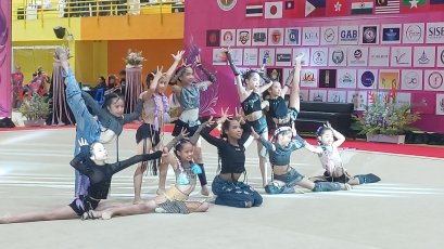 ยิม 5 ชาติดาหน้าล่าแชมป์ 	ล้วงตับสาวไทยก่อนซีเกมส์ 	