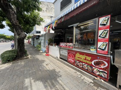 ร้านหงกี่ เป็ดย่าง หมูกรอบ สวนหลวง ร.9 รสชาติต้นตำรับจากครัวฮ่องกง ที่ถ่ายทอดด้วยหัวใจ