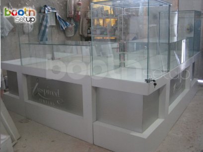 PRETTY SILVER ตู้โชว์สินค้า