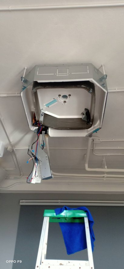 สำนักงานAIA บ้านแลง ออฟฟิศ ล้างแอร์แบบ4ทิศทาง ระบบVRV (เล็ก..ใหญ่ รับหมดค้าบบ)