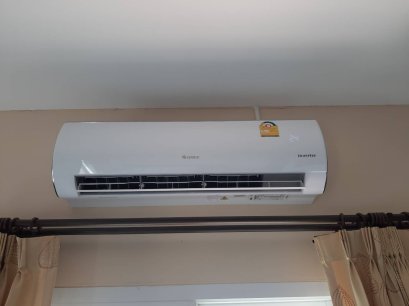 ร้านแพรวพราวคิ้วงาม บ้านคุณสถาพร5 ติดตั้งแอร์ แบบติดผนัง (GREE แอร์กรี ตัวจบ..ครบจริง)