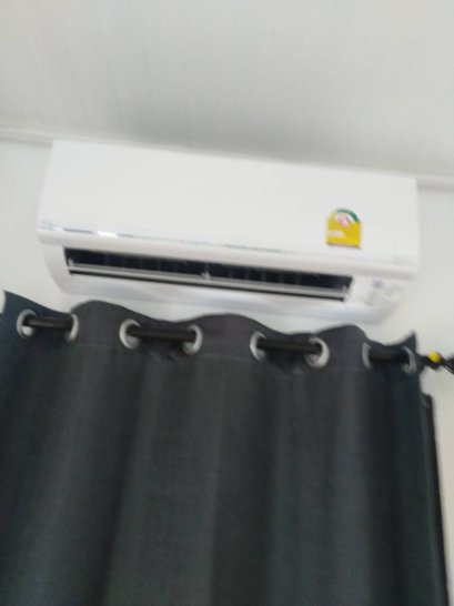ตะพง บ้านพักตากอากาศคุณระเบียบ1 ติดตั้งแอร์ แบบติดผนัง DAIKIN  Super Smile II Inverter (DAIKIN แอร์ไดกิ้น อากาศ…เพื่อลมหายใจของคุณ) 