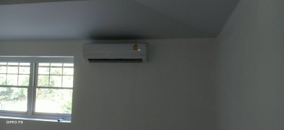 บ้านคุณสวรรยา ติดตั้งแอร์ แบบติดผนัง 6402011