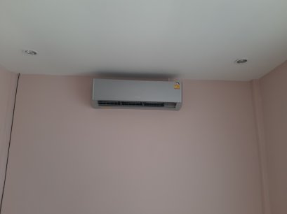 บ้านคุณอริสา ติดตั้งแอร์ แบบติดผนัง + กริลปรับลม 6311009