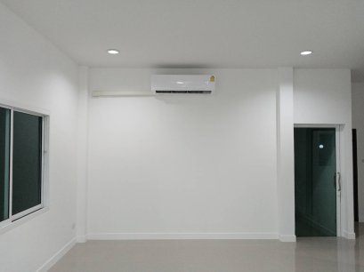 บริษัท ฟิวเจอร์ เทค เอ็นจิเนียริ่ง จำกัด ติดตั้งแอร์ แบบติดผนัง 6310022