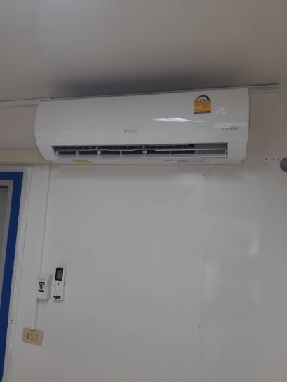 ตู้คอนเทนเนอร์ คุณแจง ติดตั้งแอร์ แบบติดผนัง 6311020