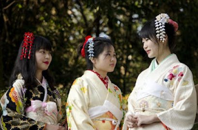 อุปกรณ์สำหรับชุดกิโมโน ต่างกับชุดยูกาตะอย่างไร