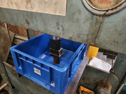 การทดสอบกล่องพลาสติก รุ่น 210A แบรนด์ LWNLife