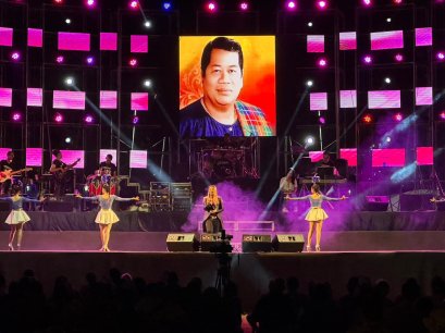 “ลูกนก สุภาพร” พร้อมเพื่อนศิลปินชื่อดัง ร่วมงานรำลึก “ไวพจน์ เพชรสุพรรณ”