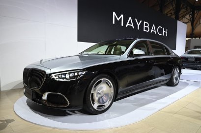 เปิดราคา "Mercedes-Maybach S 580 e" รุ่นประกอบในไทย ตัวถังสีทูโทน 11.2 ล้านบาท