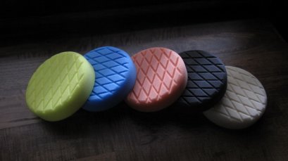 ฟองน้ำขัดสีรถ แต่ละสีแตกต่างกันอย่างไร