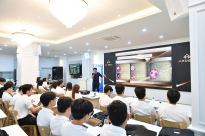 MEDEZE เปิดบ้านต้อนรับ KH Academy เสริมองค์ความรู้และนวัตกรรมการแพทย์แห่งอนาคต