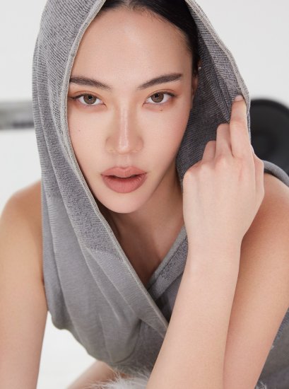 ศิลปิน - โมเดล สาวสวย มิ้นท์ ภัทรศยา คัมแบ็คปล่อยซิงเกิ้ลเพลง "สักคน" กับสไตล์โมเดิร์นป๊อป 