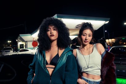 Jenevieve คว้า JIHYO วง TWICE ร่วมฟีทใน "Hvnly" เพลง R&B สุดนุ่มถูกใจวัยรุ่นเทสดี พร้อมปล่อย CRYSALIS (CODA) อัลบั้ม Deluxe ก่อนเจอตัวจริงในคอนเสิร์ตที่ไทย 2 มิ.ย. นี้