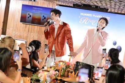 อบอุ่นเกินต้าน! 'พูห์-พาเวล' แท็กทีม HUAWEI Pura 90s Series พาแฟนคลับล่องเรือดินเนอร์หรู พร้อมเสิร์ฟโมเมนต์สุดฟินในงาน "Pura Exclusive River Night"
