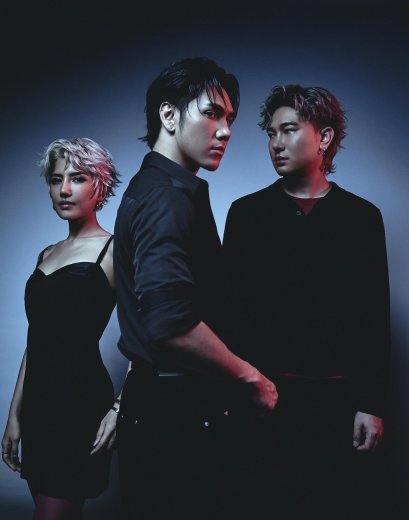 INDIGO ปล่อย MV "อยากบอกรัก" ผลงานเพลงแรกกับค่าย BRIDGE กับดนตรีที่หนักแน่นและเข้มข้นในสไตล์ของวง