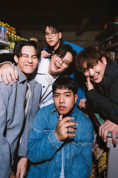 PURPEECH แรงไม่หยุด! "กลัวว่าฉันจะไม่เสียใจ (Fear)" ครอง No.1 ไทย 8 สัปดาห์รวด บน "The Official Thailand Chart"