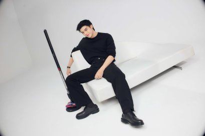 'สกาย วงศ์รวี' กับลุคใหม่สุดคูลพร้อมเทคโนโลยีสุดล้ำในมือ เผยเบื้องหลังการร่วมงานกับแบรนด์ระดับโลกในฐานะ Friend of Dyson