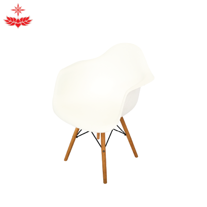 เช่าเก้าอี้ทรงทิวลิป (สีขาว)