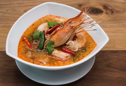 หลากหลายเมนูจาก ชาเทรียม ริเวอร์ไซด์ กรุงเทพฯ ส่งถึงหน้าบ้าน