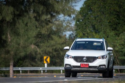 เอ็มจี ZS สมาร์ทเอสยูวี หรู ดีไซน์เฉียบ ฟังก์ชั่นจัดเต็ม