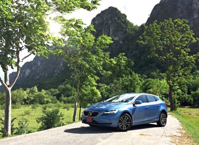 วอลโว่ V40 T4 Facelift พรีเมี่ยมแฮทช์แบ็ค 5 ประตู
