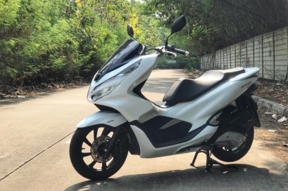Honda PCX 2018 กับราคา 82,300 บาท
