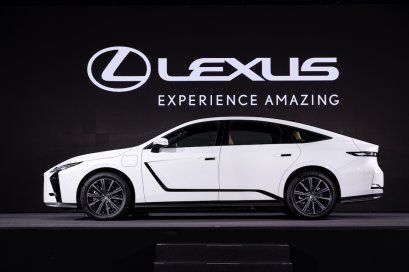 ALL-NEW LEXUS ES 