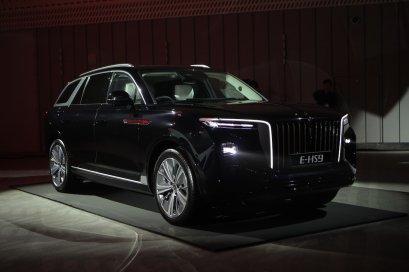 HONGQI E-HS9